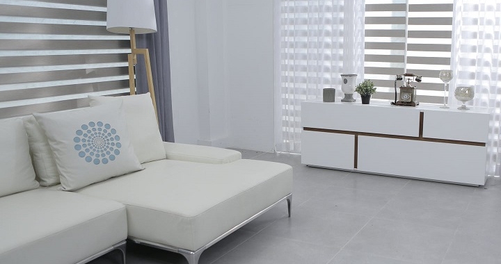 Cinco razones para decorar el salón con un sofá blanco
