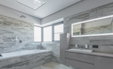 7 accesorios básicos para completar la decoración del baño