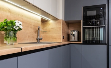 6 ideas sencillas para decorar con flores la cocina